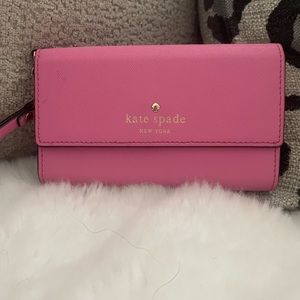 Kate Spade wallet/wristlet ♠️
